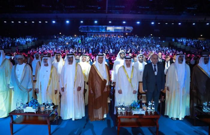 بالصور..وزير الطاقة السعودي الجديد يشارك بمؤتمر الطاقة العالمي بأبوظبي