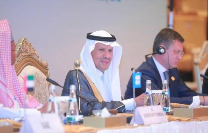 وزير: سياسة السعودية النفطية تستهدف استقرار الأسواق العالمية وتماسك "أوبك+"