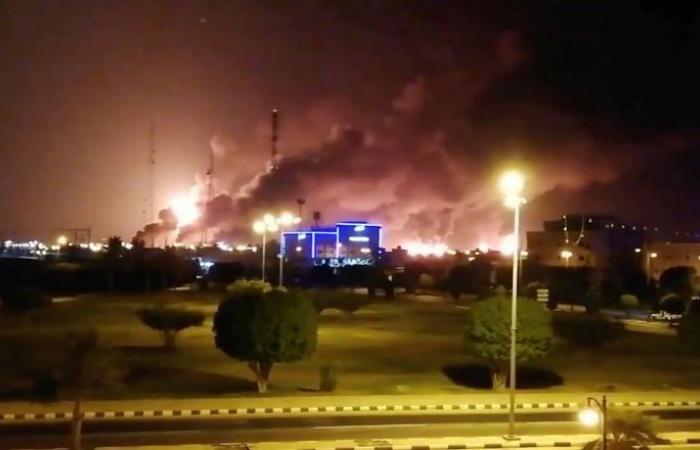 "أنصار الله" تكشف نوع الطائرات التي نفذت الهجوم على منشآت النفط السعودية