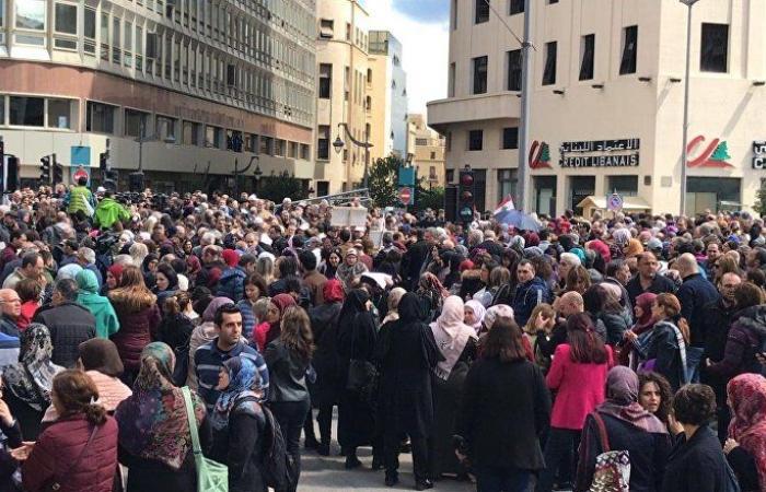 إضراب عام تحذيري لقطاع المحروقات في لبنان