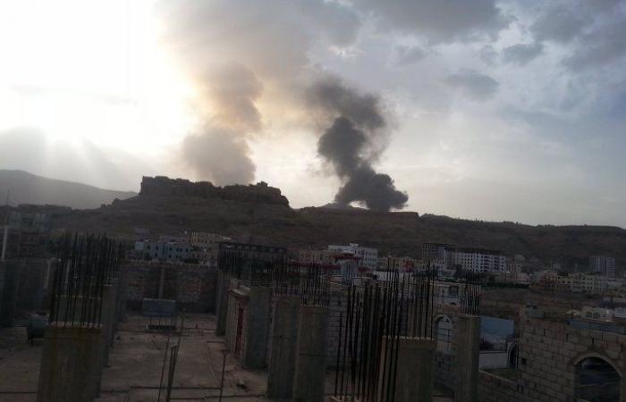 الجيش اليمني: قتلى وجرحى من الحوثيين باستهداف التحالف مركز عمليات في حجة