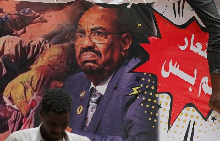 الحكومة السودانية تكشف أرقاما صادمة لتجاوزات مالية في عهد البشير