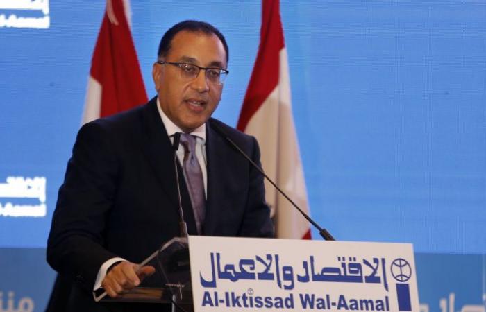 رئيس الحكومة المصرية: لولا هذا القرار لوصل سعر الدولار إلى 35 جنيه