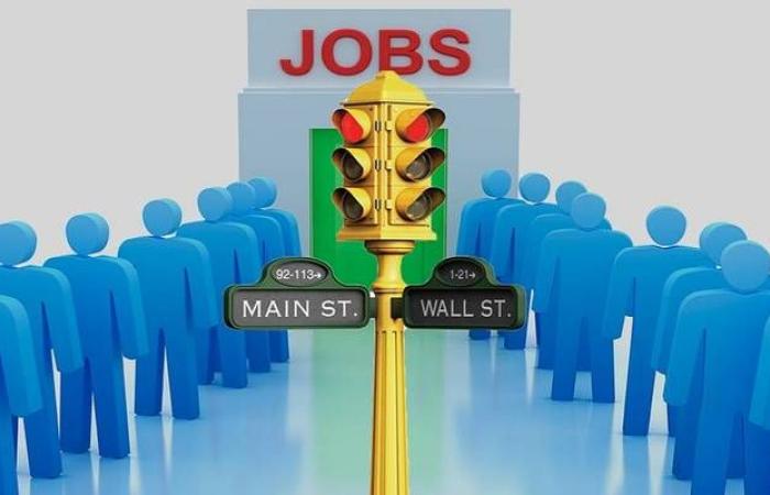 معهد التمويل الدولي: سوق العمل الأمريكي لا يظهر إشارات للركود