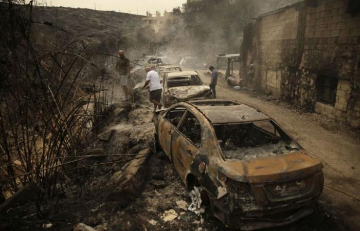 لبنان بين ألسنة اللهب المشتعلة والدولة "تائهة" بين الدخان