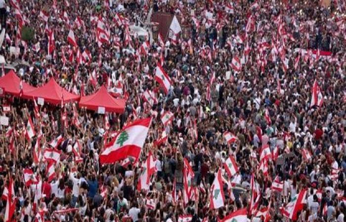 تظاهرات لبنان تدخل يومها الخامس..ومحتجون يدعون لـ"يوم الحسم"