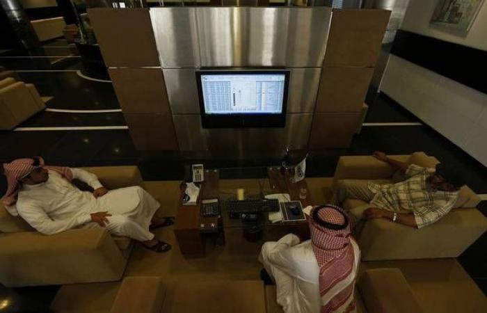 أسهم البنوك تقود السوق السعودي للارتفاع بالتعاملات الصباحية