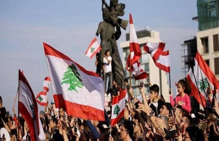 لبنان.. استمرار الاحتجاجات والمطلب "حكومة إنقاذ"
