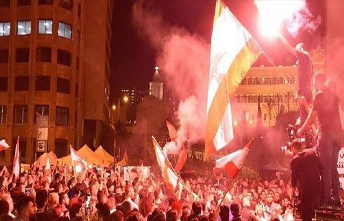 بالفيديو : إحراق خيمة اعتصام وسط بيروت بدعوى الترويج للتطبيع