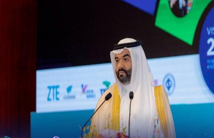 وزير الاتصالات السعودي: 5 شركات طلبت رخصة مشغلي "الشبكات الافتراضية"