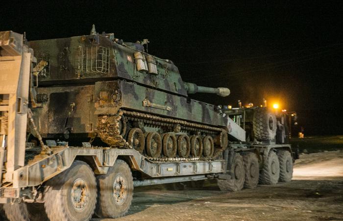 وصول تعزيزات عسكرية تركية جديدة إلى الحدود السورية