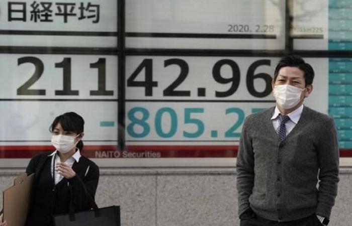 هبوط الأسهم اليابانية بالختام وسط مخاوف إغلاق طوكيو