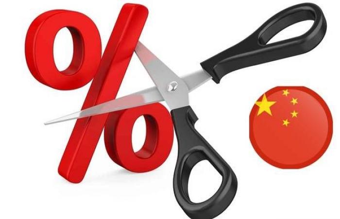 تحليل.. الصين تخفض الفائدة لتجنب أزمة مالية