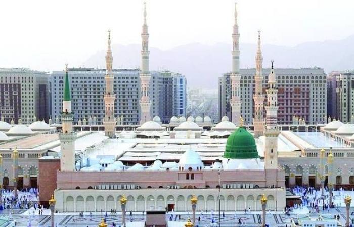رئاسة المسجد النبوي تدرس تنظيم المصلين والمرافقين للجنائز