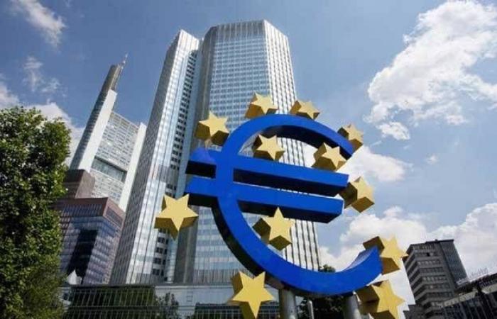 تحسن طفيف لثقة المستثمرين في منطقة اليورو