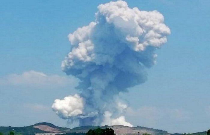 بالفيديو.. انفجار ضخم يهز مصنعًا للألعاب النارية في تركيا
