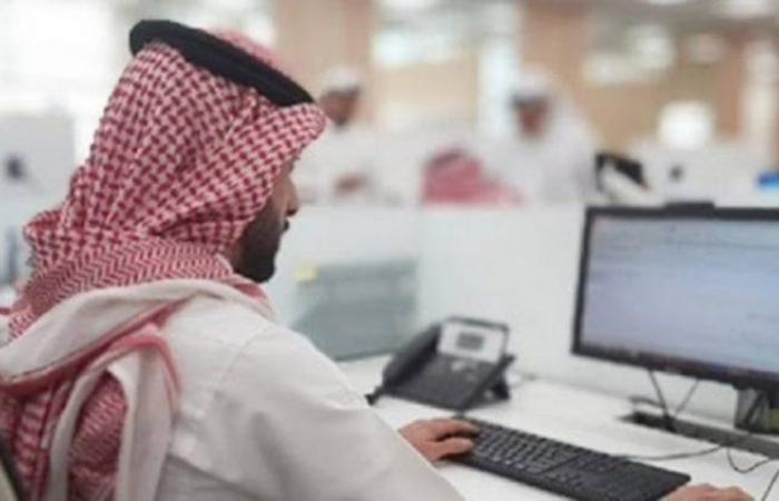 انخفاض معدل البطالة.. ما إسهام مبادرات التوطين في إيجاد وظائف للسعوديين؟