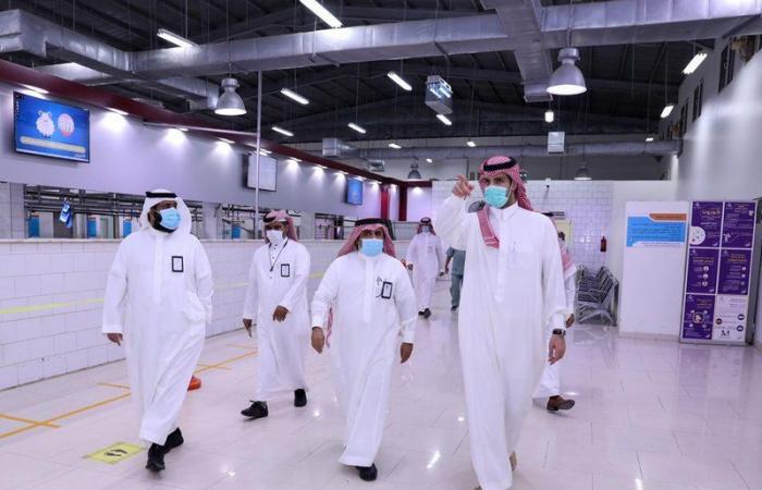 أمين الرياض يتفقد مسالخ العاصمة وغرفة عمليات البرنامج الموسمي لعيد الأضحى