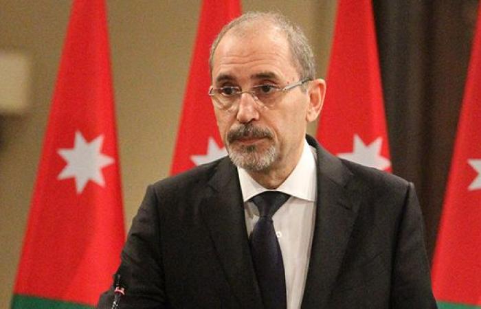 وزير الخارجية يؤكد وقوف الأردن إلى جانب لبنان
