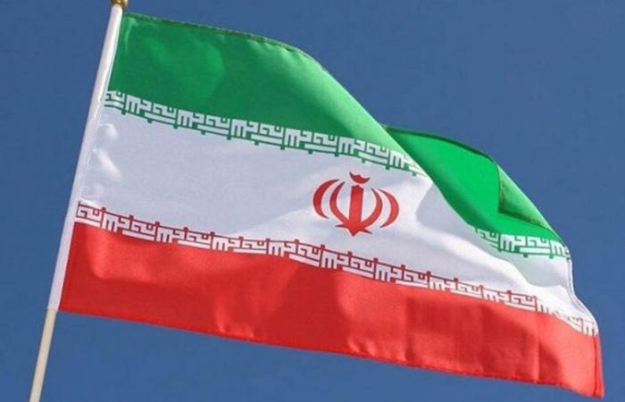 إيران .. 174 وفاة جديدة بكورونا والحصيلة ترتفع إلى نحو 18 ألفًا