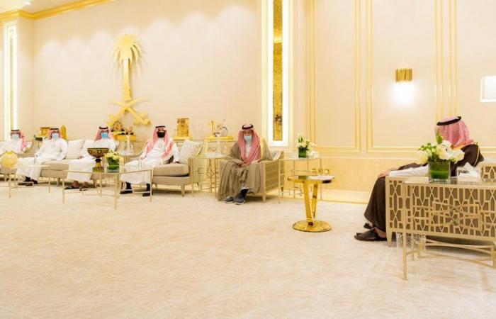 أمير الباحة يلتقي مدير التدريب التقني والمهني بالمنطقة
