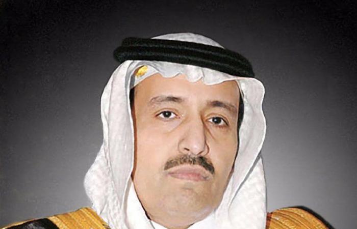 حسام بن سعود يطلع على مراحل تطوير المنطقة المركزية لمدينة الباحة