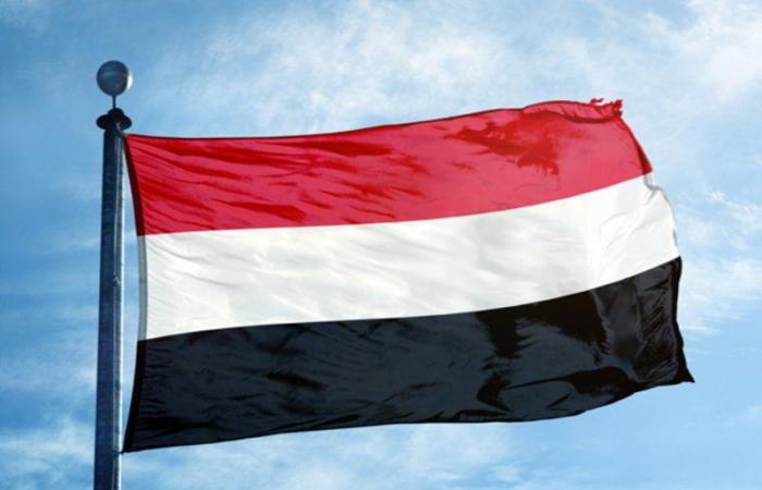 اليمن يطالب الدول المطلة على البحر الأحمر بلعب دور لمواجهة "كارثة صافر"