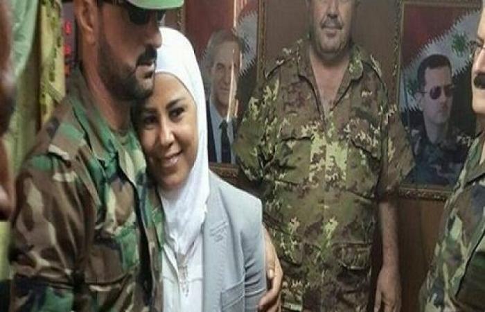 اقالة وزيرة سورية بعد ضبطها في حضن العقيد سهيل الحسن