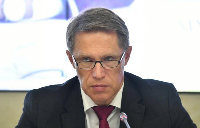 وزير الصحة الروسي: أعراض لقاح "سبوتنيك V" متوقعة