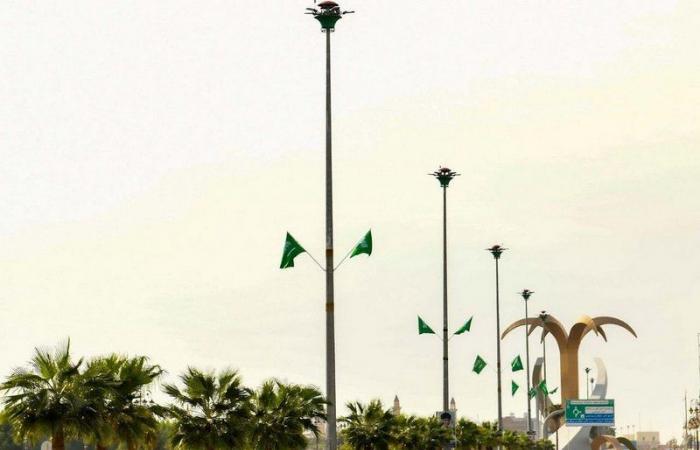 "الشؤون البلدية": أكثر من 300 ألف علم تزين شوارع مناطق المملكة احتفالاً باليوم الوطني الـ90
