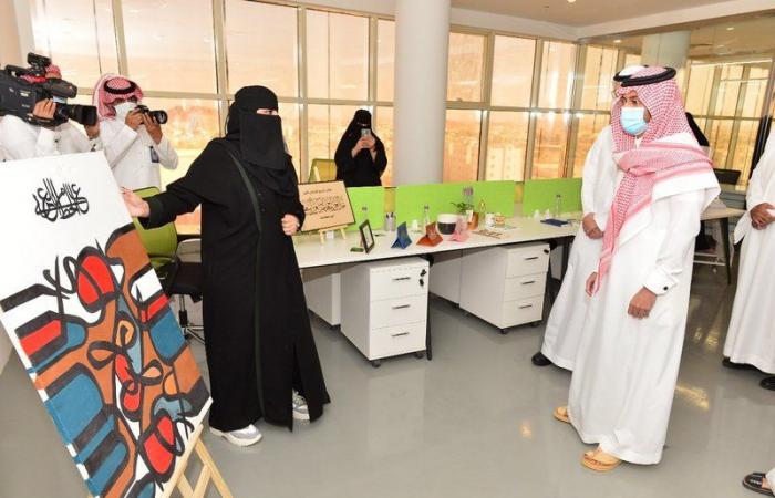 نائب أمير حائل يدشّن أول مساحة عمل مشتركة على مستوى مجلس الغرف السعودية