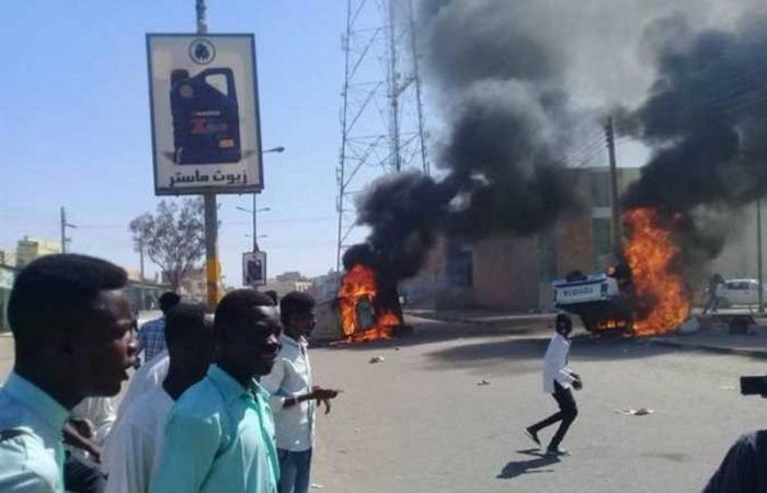 إقالة والي كسلا تثير السخط شرق السودان.. مقتل 6 وإصابة 9 في مواجهات قبلية