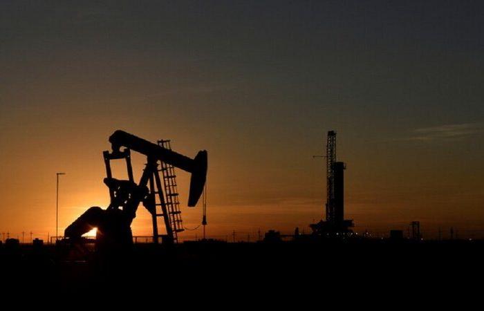 ارتفاع النفط 2% مع التزام أوبك بخفض الإنتاج