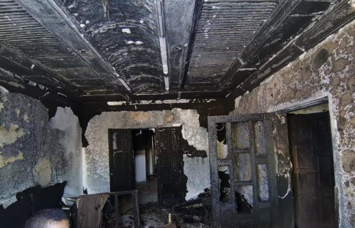 حريق يلتهم منزل أسرة بمكة.. كانوا يؤدون الاختبارات على المنصة والحواسيب احترقت