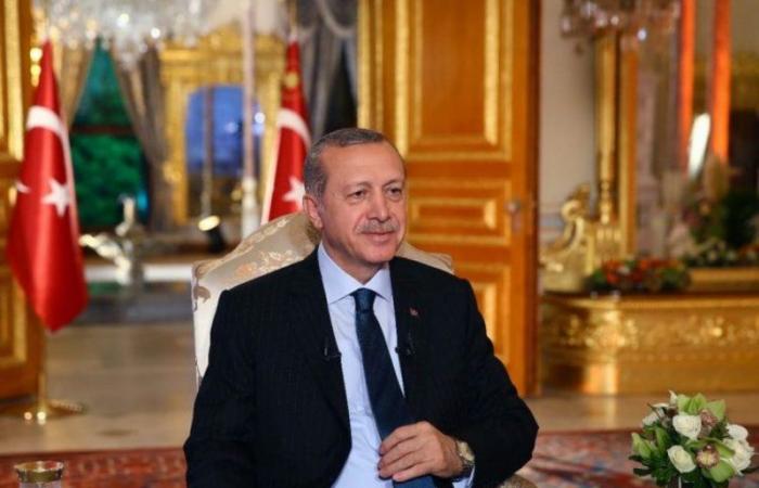 غضب في الداخل التركي بعد رفع  راتب "أردوغان" لـ 4 مليار ات