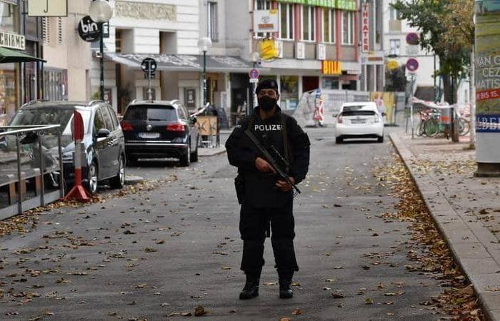 داعش يعلن مسؤوليته عن هجوم فيينا ويبث "فيديو قصير" للمهاجم