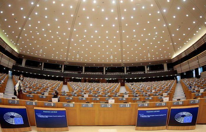البرلمان الأوروبي يعرض مشروع قرار لفرض عقوبات عاجلة على تركيا