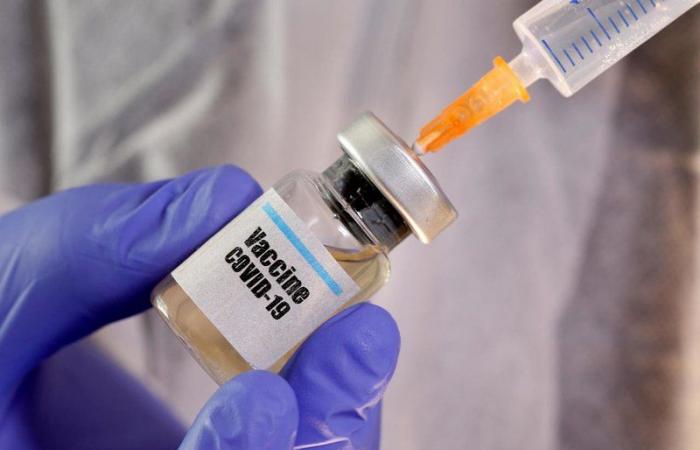 أول دولة تشتري 200 مليون جرعة لقاح.. التطعيم "مجانًا"