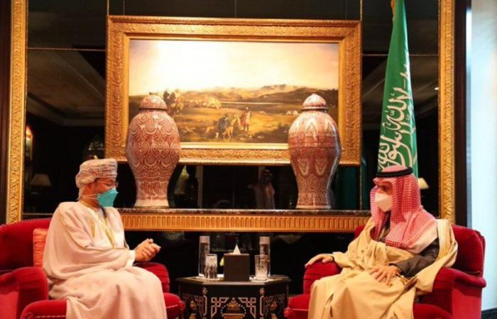 وزير الخارجية يجري عدداً من اللقاءات على هامش مؤتمر حوار المنامة