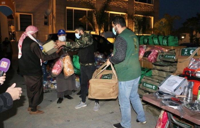 إغاثي الملك سلمان يقدم مساعدات للاجئين السوريين متضرري "حريق حنين" في لبنان