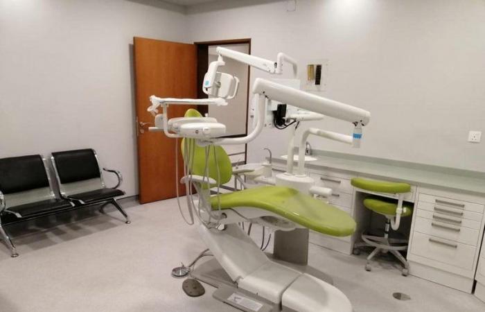 مركز الأسنان بالطائف يبدأ عمل عيادات الدوام الممتد لتخفيف قوائم الانتظار