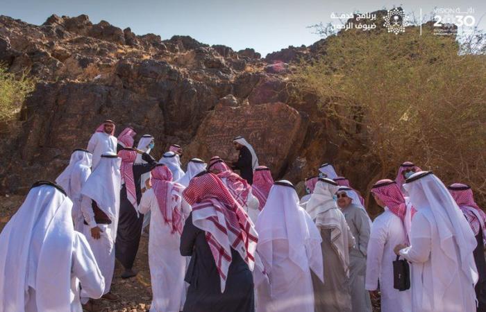 بالصور.. لجنة المواقع التاريخية الإسلامية في "ضيوف الرحمن" تقف ميدانيًا على التطورات