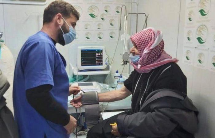 عيادات "إغاثي الملك سلمان" تقدم خدماتها الطبية في مخيم الزعتري للاجئين