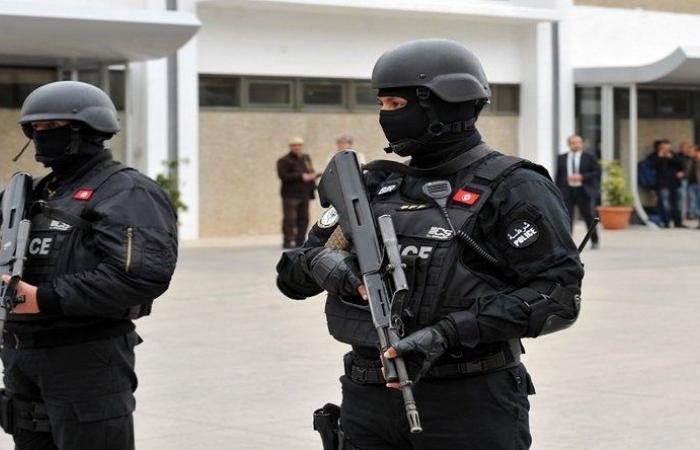 بعد ساعات من المواجهات.. الأمن التونسي يتصدى لمحاولات تخريب ونهب بعدة مناطق