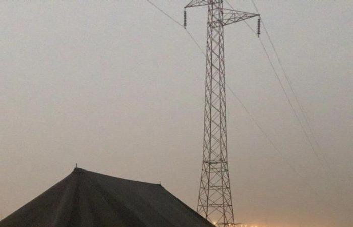 بالصور .. الأمانة تواصل إزالة مخيمات عشوائية مخالفة شمال الطائف