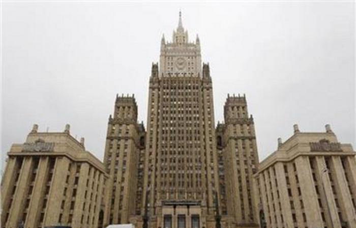 "الخارجية الروسية" تتهم السفارة الأمريكية في موسكو بالتدخل في الشؤون الداخلية