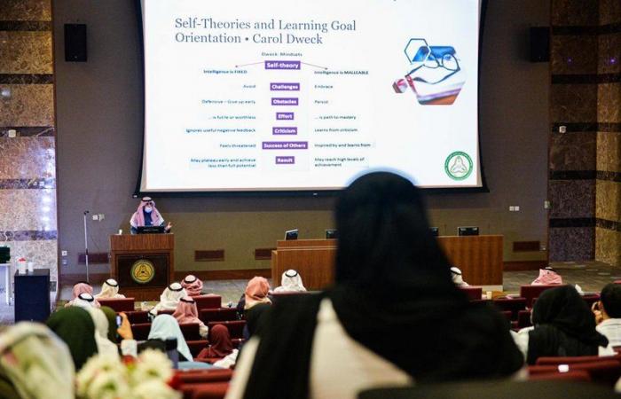 تدشين يوم البحث العلمي لكلية الطب بجامعة سعود للعلوم الصحية