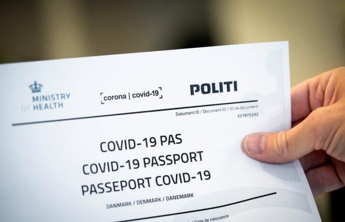 دولة أوروبية تعتزم منح الحاصلين على لقاح كورونا جواز سفر رقمي