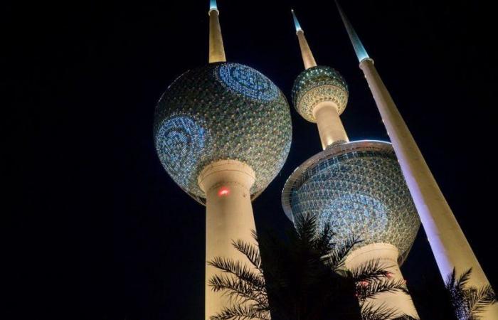الكويت تُمدد حظر دخول الأجانب حتى إشعار آخر وتستثني الأطقم الطبية