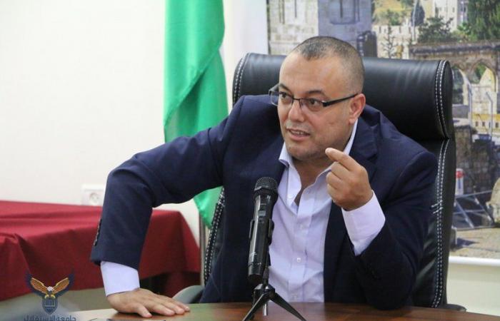 "كورونا" يصيب وزير الثقافة الفلسطيني